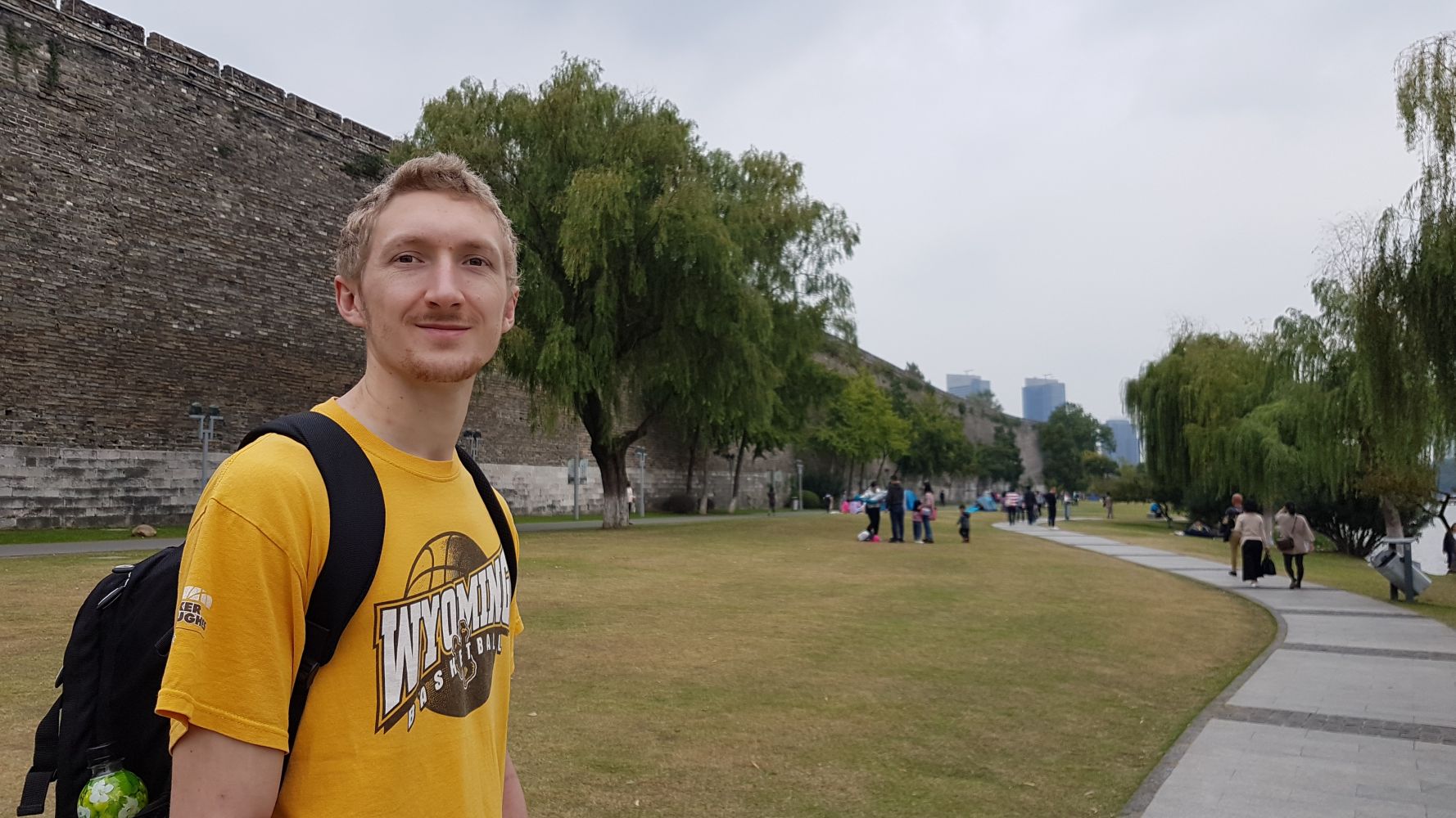On a path near Xuanwu lake